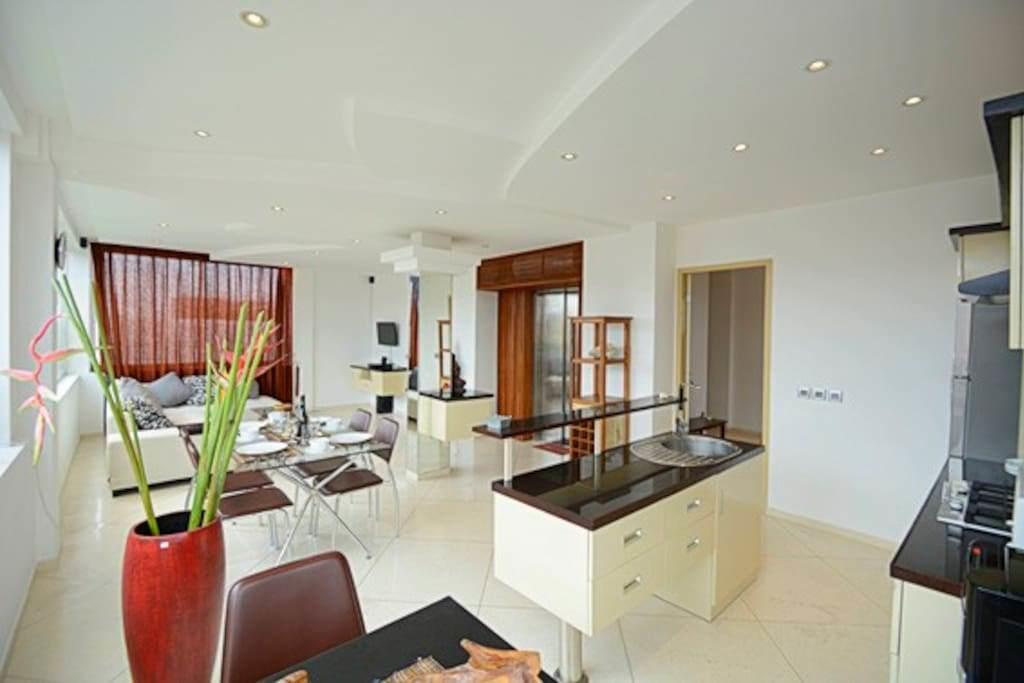 Flora Apartment Bali Seminyak Eksteriør billede