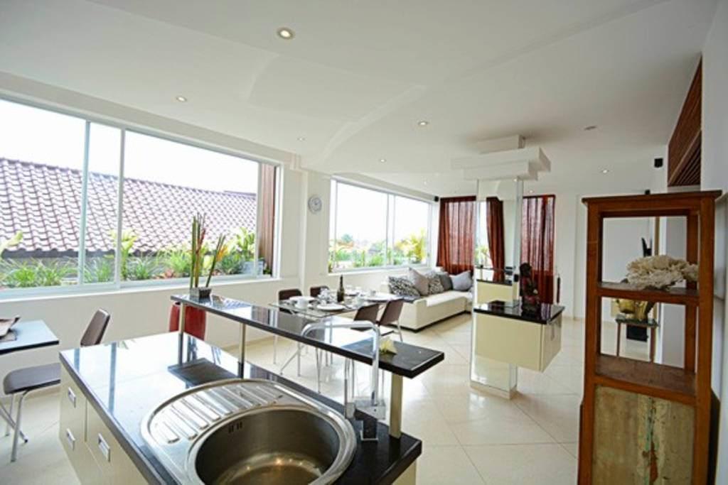 Flora Apartment Bali Seminyak Eksteriør billede